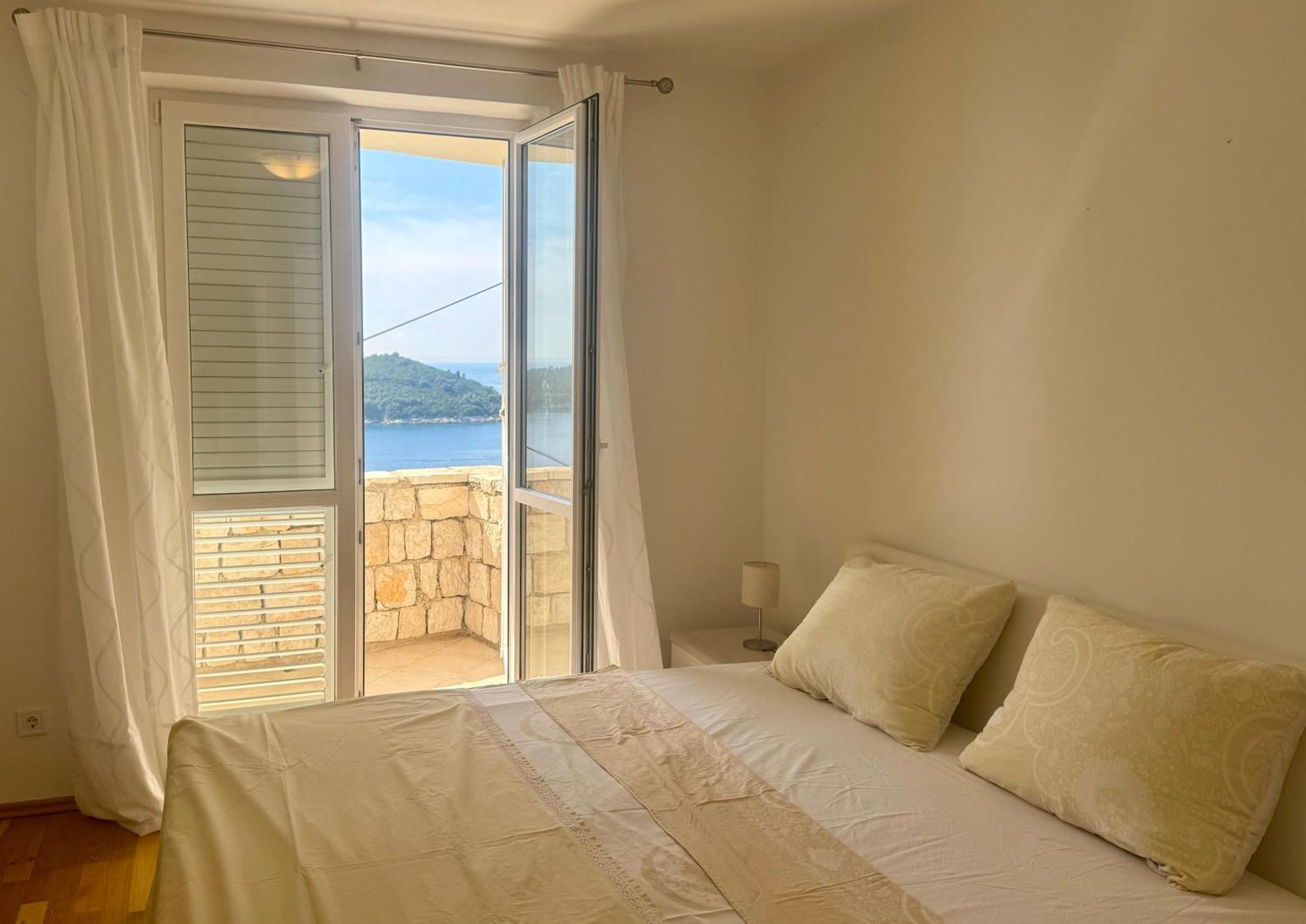 Perfect Sea View Terrace Apartment Zlatni Potok 두브로브니크 외부 사진